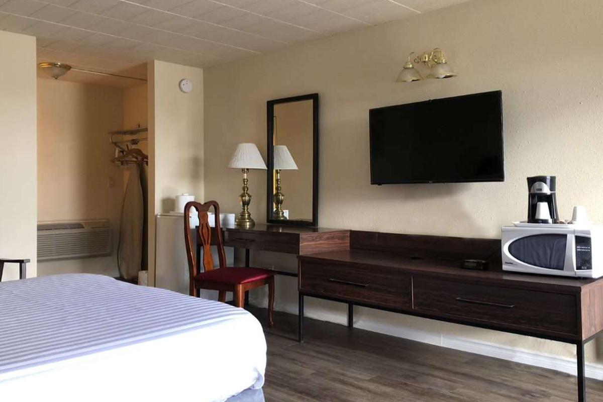 Knights Inn Fort Erie Εξωτερικό φωτογραφία