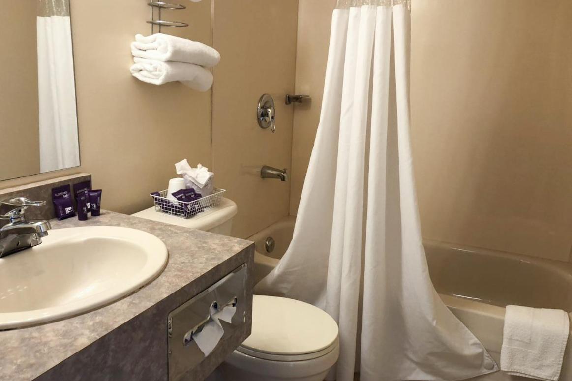 Knights Inn Fort Erie Εξωτερικό φωτογραφία