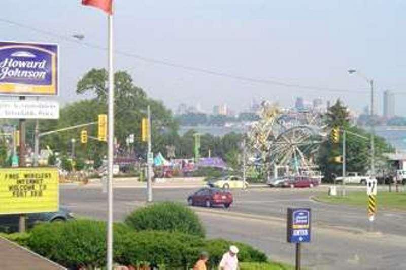 Knights Inn Fort Erie Εξωτερικό φωτογραφία
